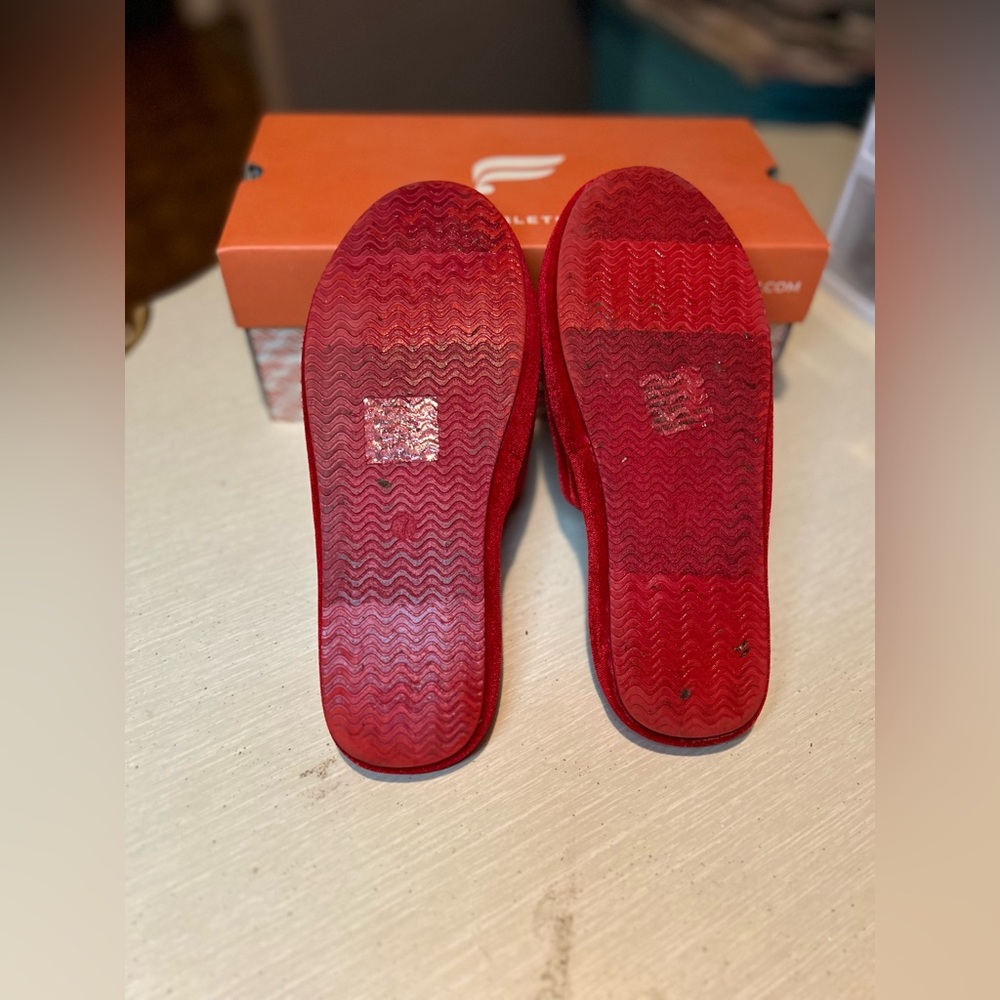 Fabletics Red Shoes - Picture 8 of 8